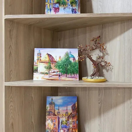 Lux 公寓 利沃夫