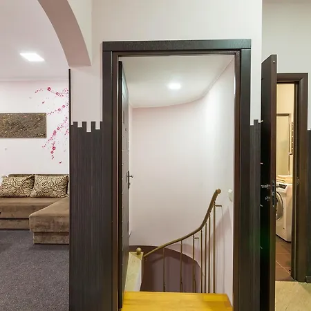 Lux Appartamento Leopoli
